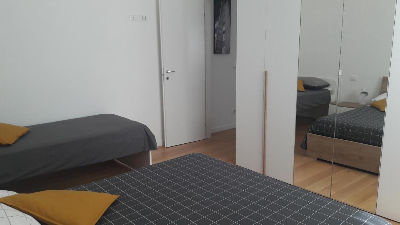 Bolognamania Apartments-Happy ภายนอก รูปภาพ